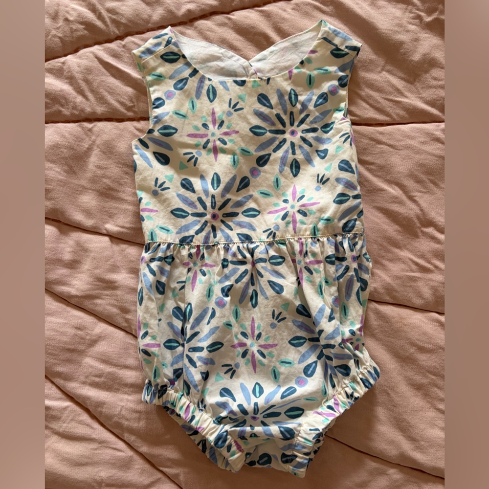 Tea Collection Baby Romper/Bubble - 9mo
